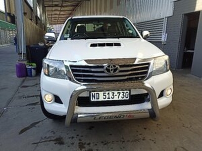 Toyota Hilux 2016, Manual, 3 litres - Emalahleni