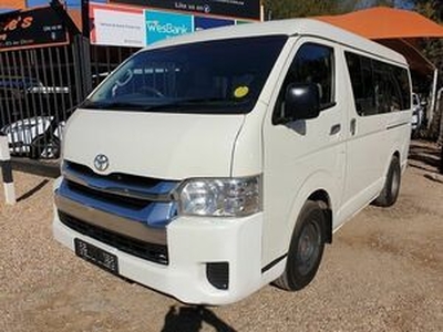 Toyota Van 2015, Manual, 2.7 litres - Bloemfontein