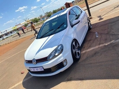 Volkswagen Golf GTI 2018, Automatic, 2 litres - Johannesburg