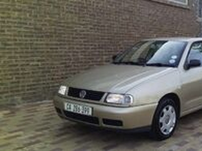 Volkswagen Polo 2002, Manual, 1.6 litres - Cape Town