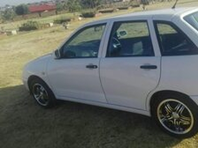 Volkswagen Polo 2002, Manual, 1.6 litres - Somerset West