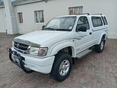 Toyota Hilux 2003, Manual, 3 litres - Cape Town