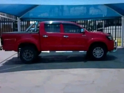 Toyota Hilux 2014, Manual, 3 litres - A P Khumalo