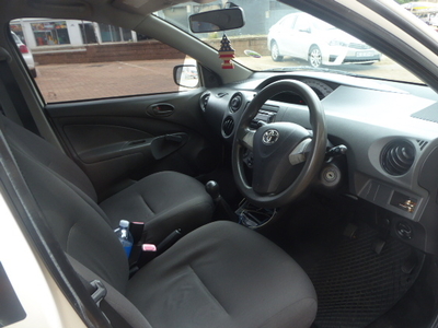 2013 Toyota Etios Sedan 1.5 Xs 80,000km Cloth Seats, Manual Well Maintained WHIT