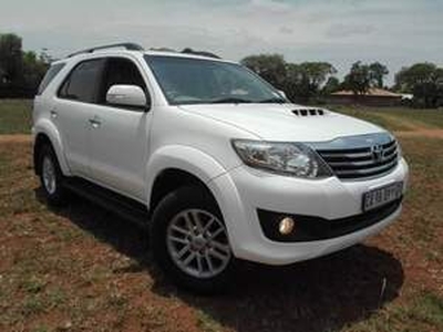 Toyota Fortuner 2013, Automatic, 3 litres - Pretoria
