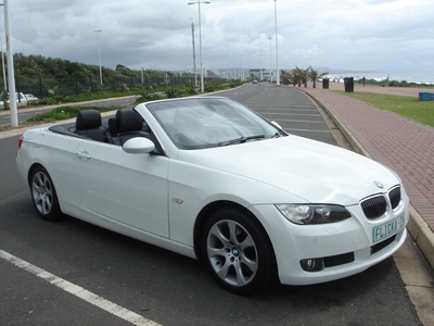 2009 BMW 3 Series 330i convertible Exclusive steptronic collectors item