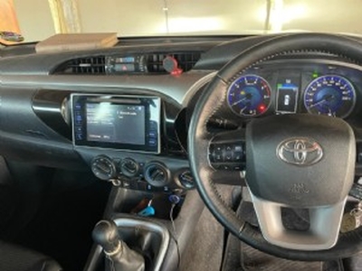 2017 Toyota Hilux 2.8 GD-6 Raider 4x4 Extra Cab