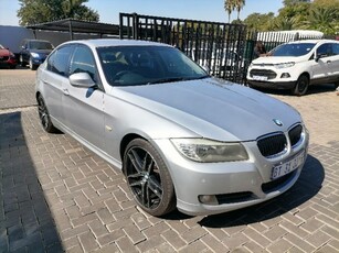2012 BMW 3 Series 320i Auto For Sale For Sale in Gauteng, Johannesburg