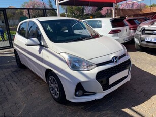2018 Hyundai Grand i10 1.0 Fluid hatch manual For Sale in Gauteng, Johannesburg