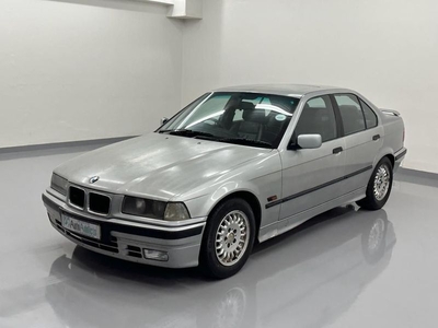 1995 BMW 328i E36