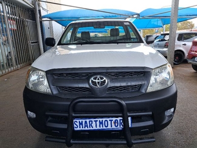 2008 Toyota Hilux 2.0 chassis cab For Sale in Gauteng, Johannesburg