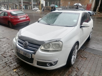 2009 Volkswagen Jetta 2.0T FSI DSG, White with 80000km available now!