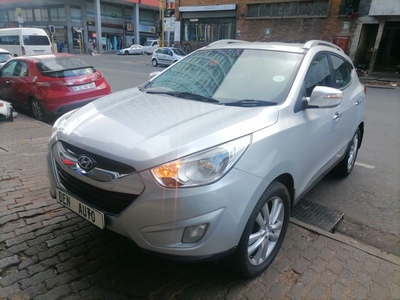 2011 Hyundai ix35 2.0 GL 4x2, Silver with 88000km available now!