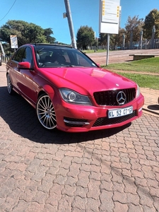 2012 Mercedes-Benz C 250 CDI BlueEFFICIENCY Avantgarde 7G-Tronic, Red with 115000km available now!