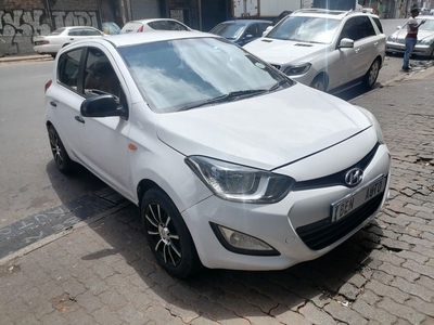 2014 Hyundai i20 1.2 Motion, White with 92000km available now!