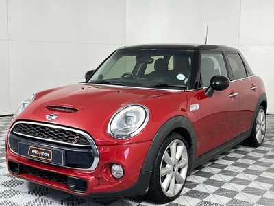 2015 MINI Cooper S Mark IV (141 kW) (XS72) Steptronic 5 Doors