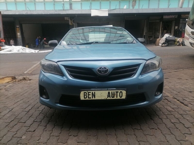 2015 Toyota Corolla Quest 1.6, Blue with 76000km available now!