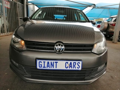 2019 Volkswagen Polo Vivo hatch 1.4 Comfortline For Sale in Gauteng, Johannesburg