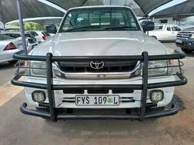 Toyota Hilux 2003, Manual, 3 litres - Garies
