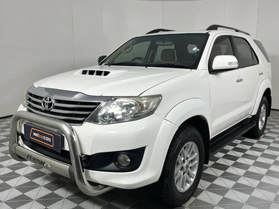 2013 Toyota Fortuner III 2.5 D-4D VNT Raised Body Auto