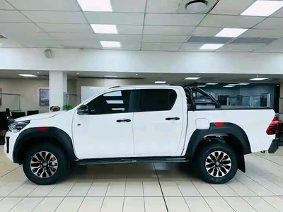 2023 Toyota Hilux 2.8 4x4 GR-S A/T Brand New