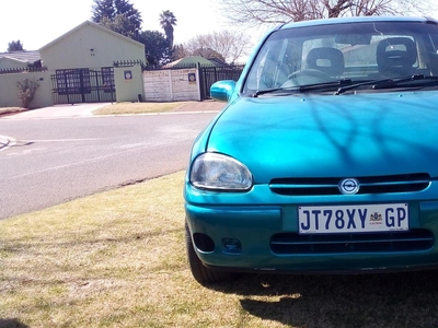 Opel corsa 1.6iE for sale