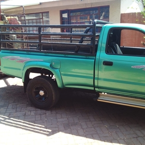 Toyota Hilux 1999 model for sale