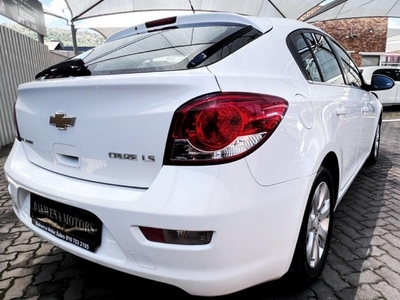 Used Chevrolet Cruze 1.6 LS Hatch for sale in Gauteng