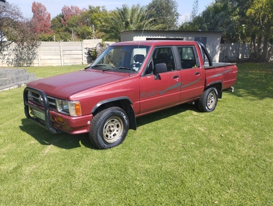 1998 Toyota Hilux 2.8 D Raider For Sale