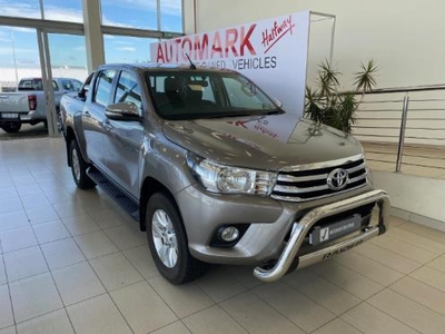 2016 Toyota Hilux 4.0 V6 Double Cab 4x4 Raider For Sale in Western Cape, George