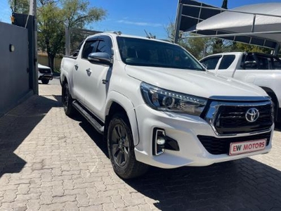 2017 Toyota Hilux 2.8GD-6 Double Cab 4x4 Raider Black Limited Edition Auto For Sale in Gauteng, Johannesburg