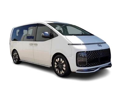 2022 Hyundai Staria 2.2D Luxury 9-seater For Sale
