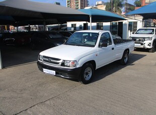 2003 Toyota Hilux 2400D For Sale