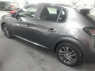 Used Peugeot 208 1.2T Allure Auto for sale in Western Cape
