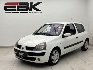 Used Renault Clio III 1.6 Dynamique 3