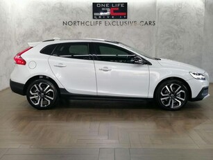 Used Volvo V40 CROSS COUNTRY D3 INSCRIPTION for sale in Gauteng