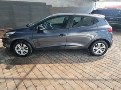 Renault Clio 2018, Manual, 1.6 litres - Cape Town