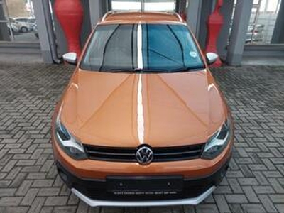 Volkswagen CrossPolo 2017, Manual, 1 litres - Springbok