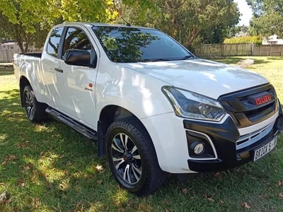 2019 Isuzu D-Max 250 HO Extended Cab X-Rider, White with 106000km available now!
