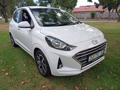 2022 Hyundai Grand i10 1.2 Fluid, White with 30000km available now!