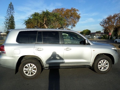 Used Toyota Land Cruiser 200 TD V8 VX Auto for sale in Western Cape