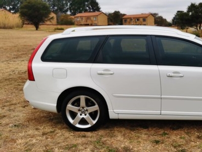 Used Volvo V50 D4 Auto for sale in Gauteng