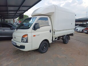 H100 2018 medel. 140000km full service history from Hyundai. Call for price.