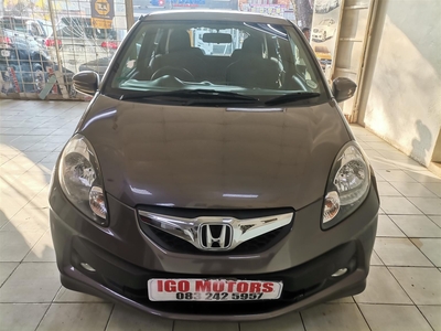 2015 HONDA BRIO IVTEC 1.2MANUAL 76000km Mechanically perfect with Clothes Seat
