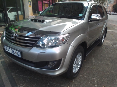 2014 Toyota Fortuner 3.0 D4-D 4x4 in very good condition