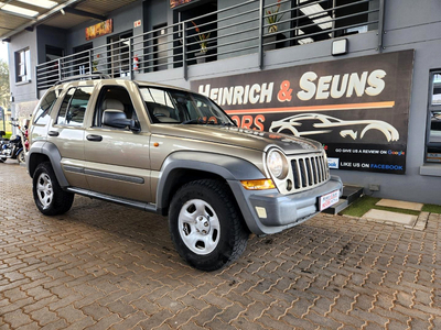 2005 Jeep Cherokee 3.7 Sport A/t for sale