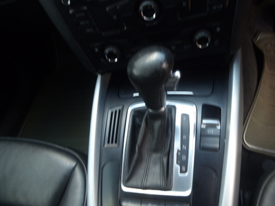 2012 Audi Q5 2.0T Quattro Auto SUV DSG Automatic. Leather Seats, TowBar,