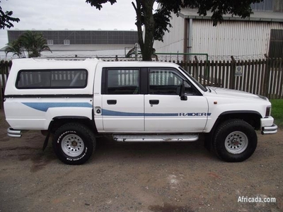 1994 Toyota Hilux 2. 4 D/Cab 4x4 White