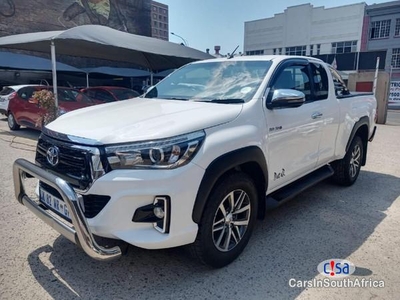 Toyota Hilux 2.8 GD-6 Raider 4x4 Auto Extended Cab Manual 2019