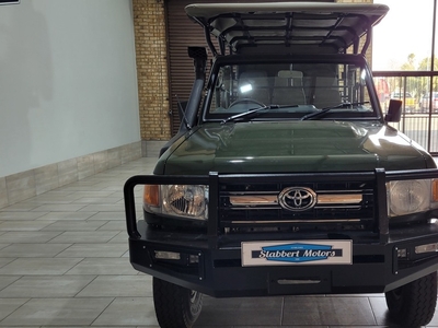 Toyota Land Cruiser 4.2D GAMEVIEWER